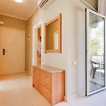 Niki 1 Bedroom 5 Guests
