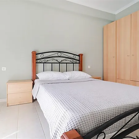 Apartment Niki 1 Bedroom 5 Guests
