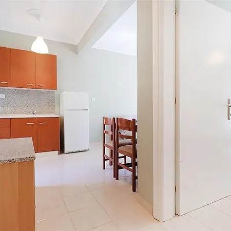 Niki 1 Bedroom 5 Guests Apartment