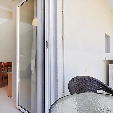 Niki 1 Bedroom 5 Guests Apartment Hanioti