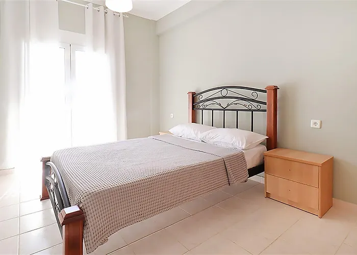 Niki 1 Bedroom 5 Guests